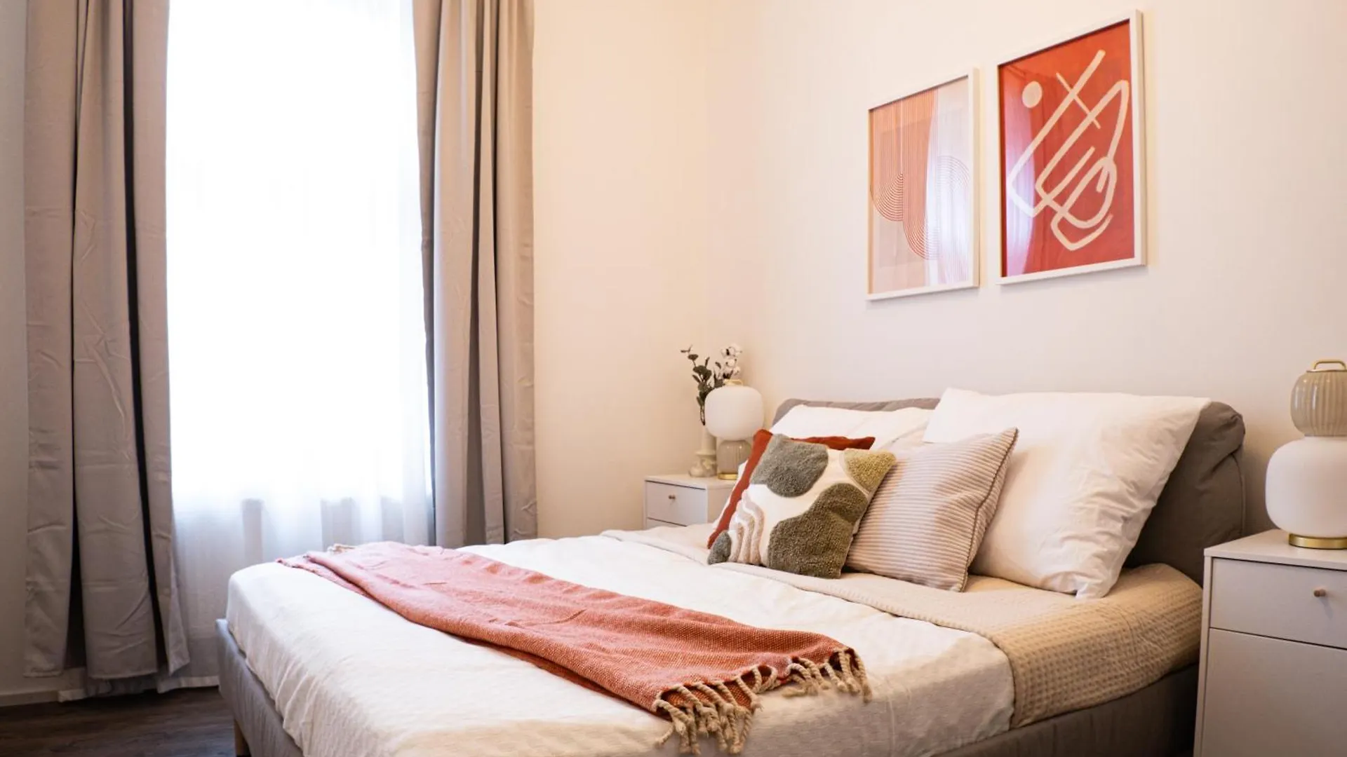5 Min National Muzeum Modern Black Rose Apartment Praga